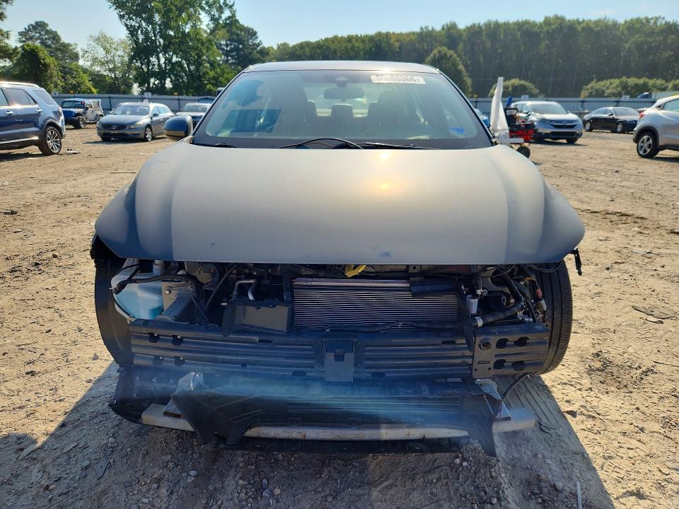 66665366 :رقم المزاد ، 3N1AB8CV3NY257349 vin ، 2022 Nissan Sentra مزاد بيع