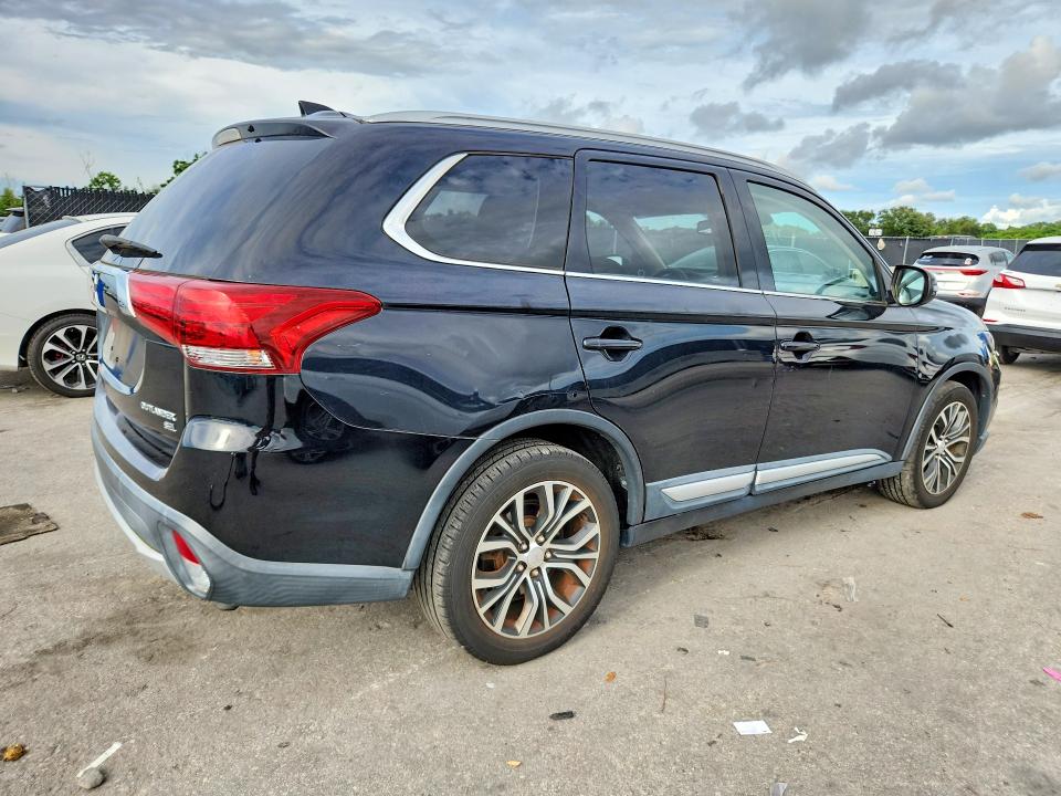 2017 Mitsubishi Outlander მანქანა იყიდება აუქციონზე, vin: JA4AD3A36HZ061017, აუქციონის ნომერი: 69701366