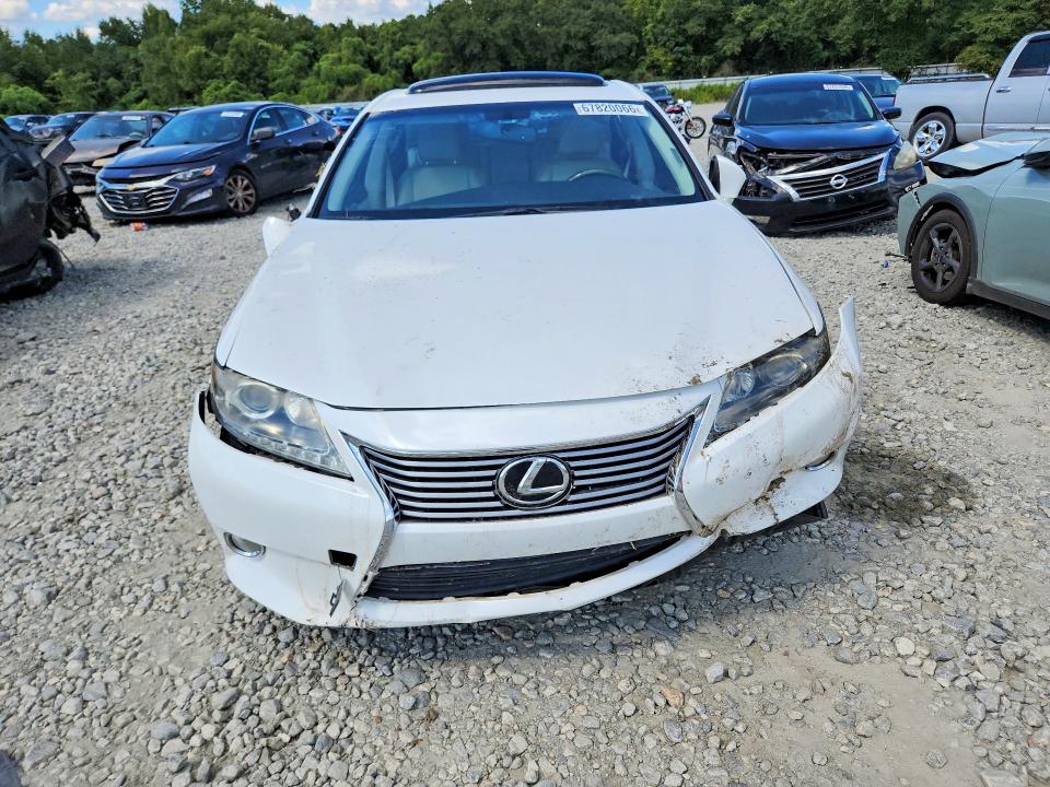 67820066 :رقم المزاد ، JTHBK1GG9D2000339 vin ، 2013 Lexus Es مزاد بيع