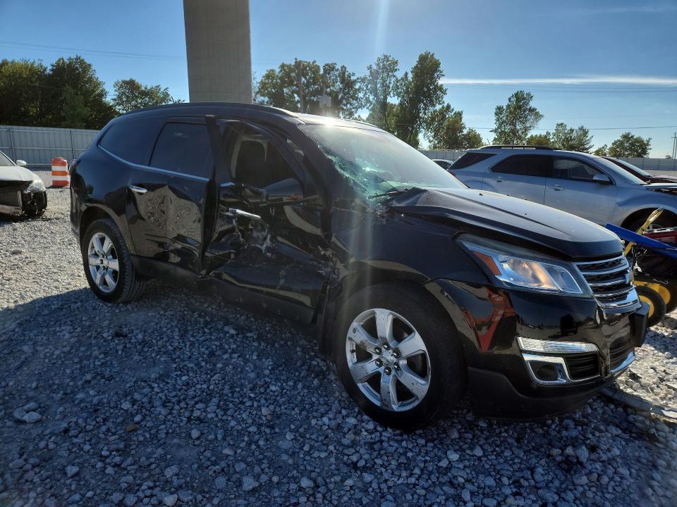 70163516 :رقم المزاد ، 1GNKVGKD7HJ324093 vin ، 2017 Chevrolet Traverse مزاد بيع