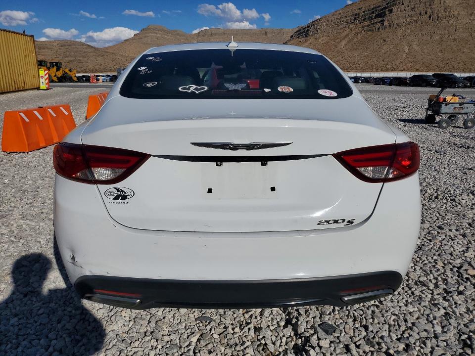 Продаж на аукціоні авто 2015 Chrysler 200, vin: 1C3CCCBG0FN613770, номер лоту: 67657366