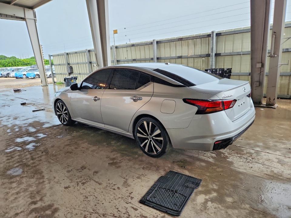 Продаж на аукціоні авто 2019 Nissan Altima, vin: 1N4BL4EV1KC204714, номер лоту: 70220016