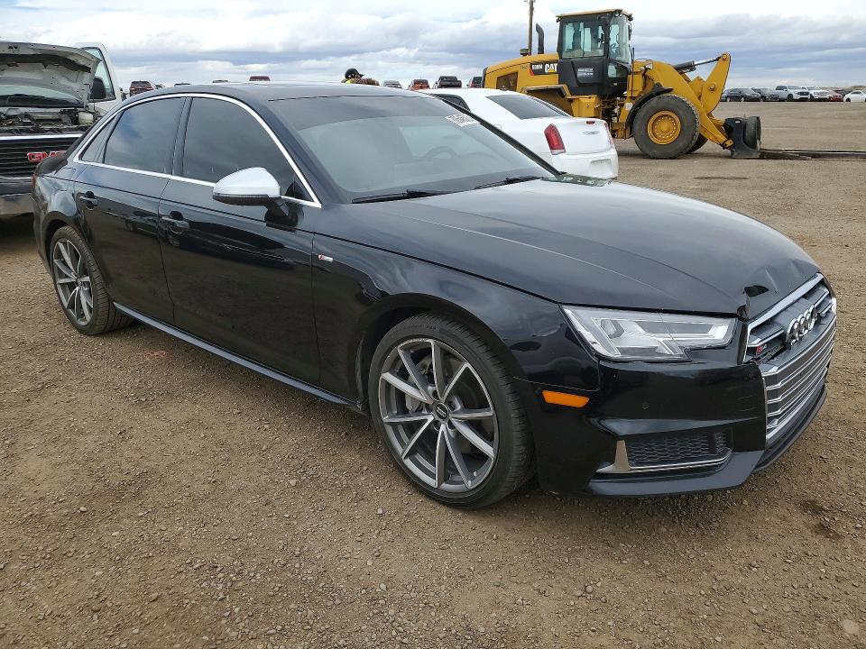 Продажа на аукционе авто 2017 Audi A4, vin: WAUFNAF46HA169700, номер лота: 70546506