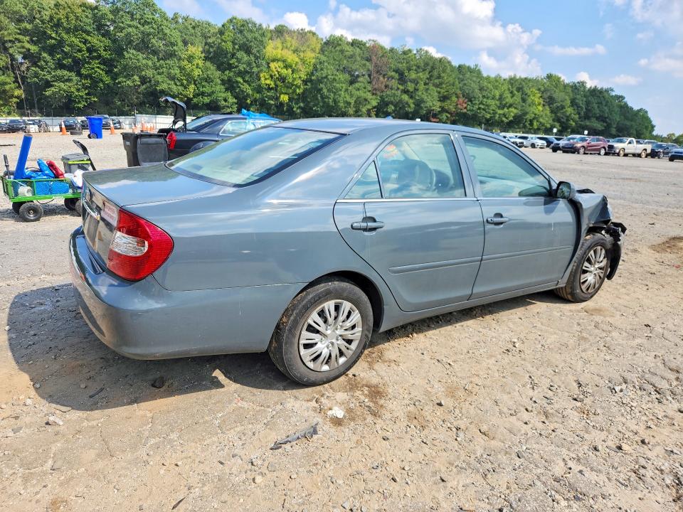 68960796 :رقم المزاد ، 4T1BE32K34U908432 vin ، 2004 Toyota Camry مزاد بيع