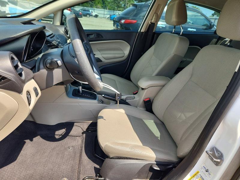 67076926 :رقم المزاد ، 3FADP4BJXKM101059 vin ، 2019 Ford Fiesta مزاد بيع