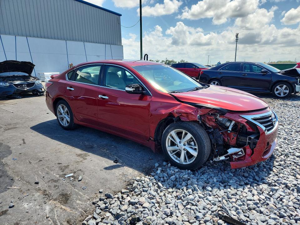 69326206 :رقم المزاد ، 1N4AL3AP0FC589752 vin ، 2015 Nissan Altima مزاد بيع