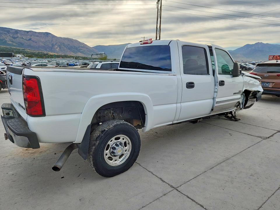 Продаж на аукціоні авто 2005 Chevrolet Silverado, vin: 1GCHK23225F838766, номер лоту: 59408376