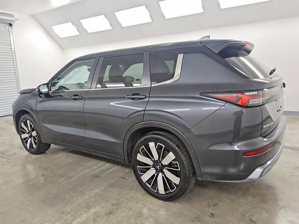 Продаж на аукціоні авто 2025 Mitsubishi Outlander, vin: JA4J4VA84SZ012476, номер лоту: 69378196