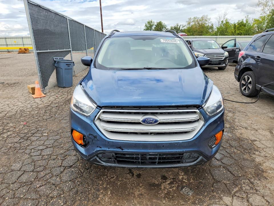 Продаж на аукціоні авто 2018 Ford Escape, vin: 1FMCU9GD0JUC40475, номер лоту: 70043646
