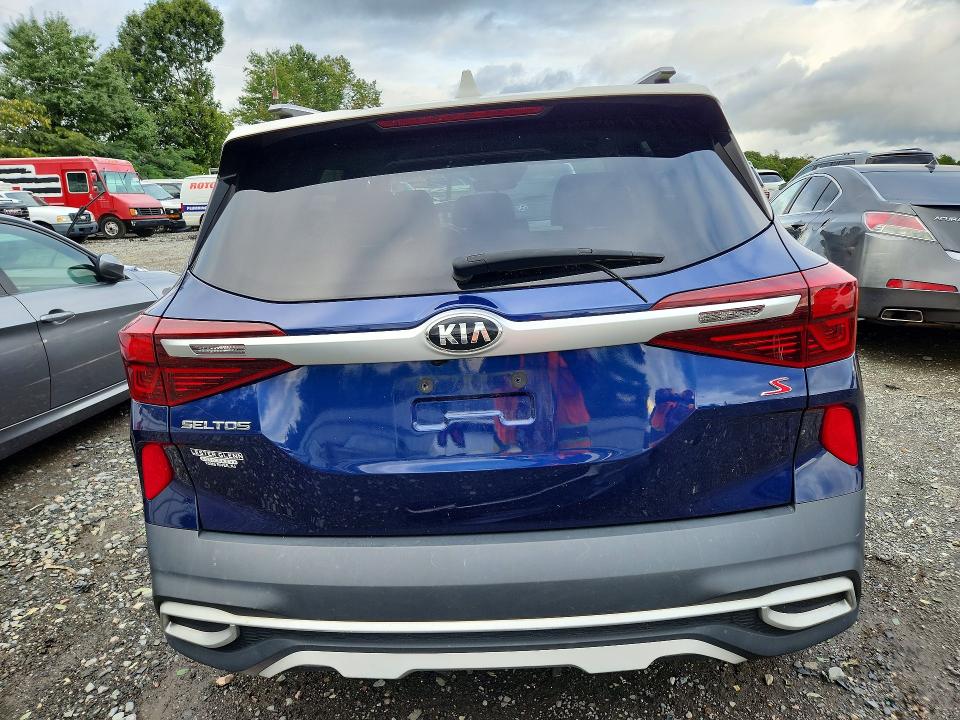 2021 Kia Seltos მანქანა იყიდება აუქციონზე, vin: KNDEUCAAXM7082853, აუქციონის ნომერი: 70516676