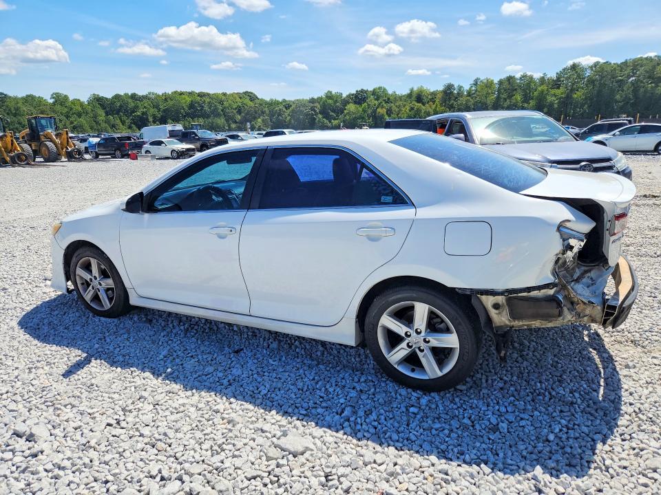 67998356 :رقم المزاد ، 4T1BF1FK0EU346423 vin ، 2014 Toyota Camry مزاد بيع