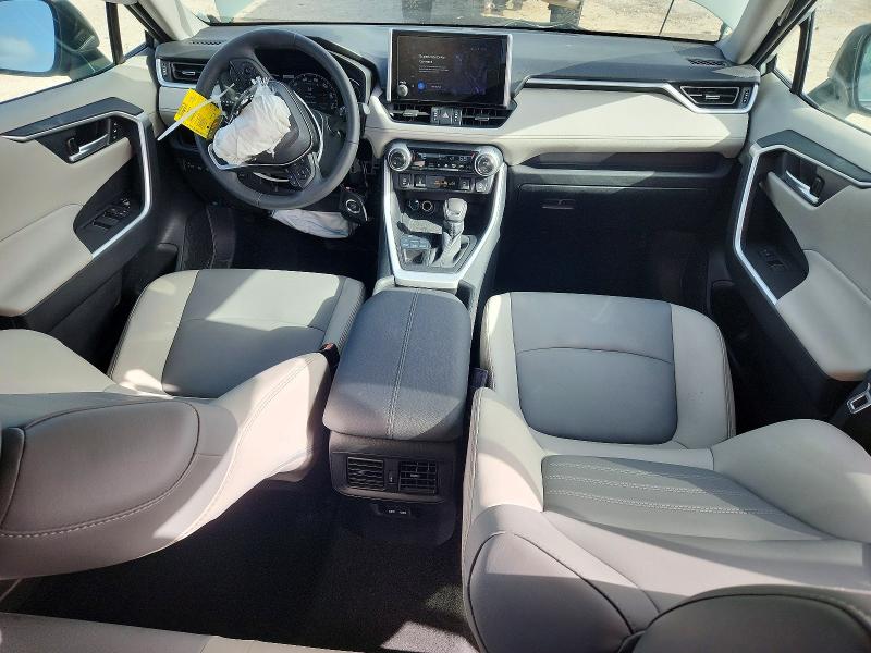 Продажа на аукционе авто 2023 Toyota Rav4, vin: 2T3A1RFV8PW407563, номер лота: 70220486