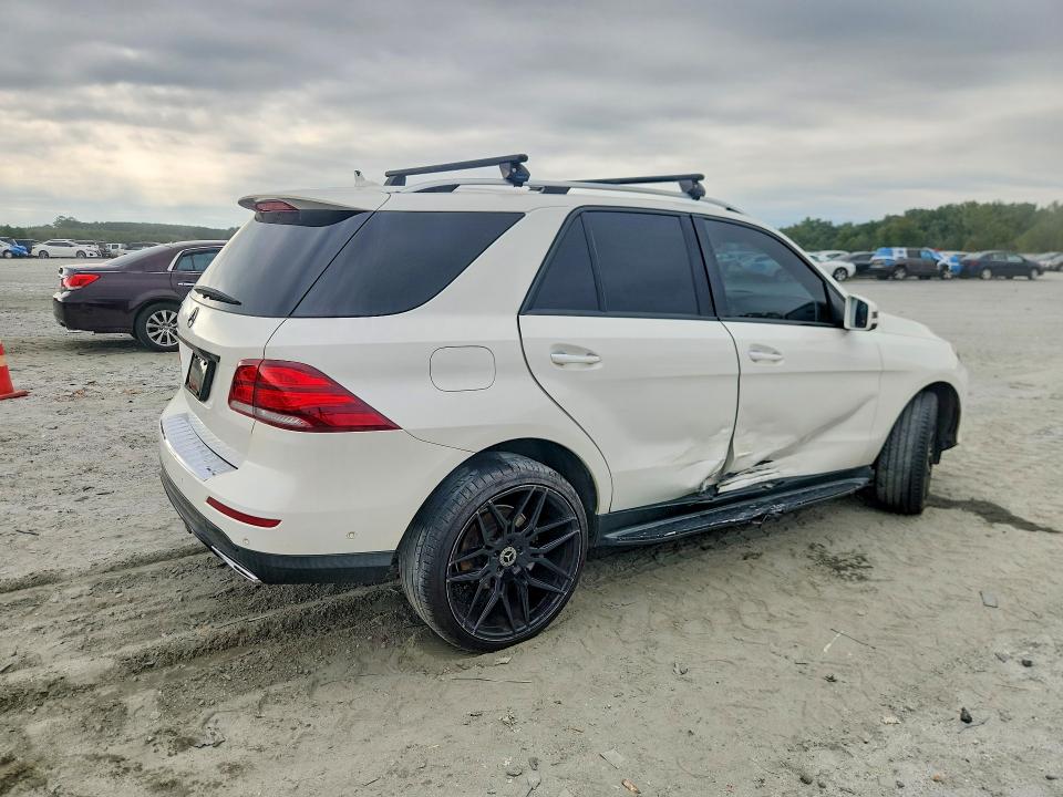 67216976 :رقم المزاد ، 4JGDA5JB9HA956803 vin ، 2017 Mercedes-benz Gle مزاد بيع