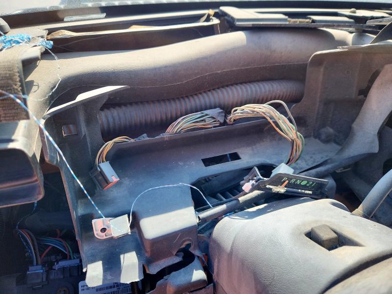 70256256 :رقم المزاد ، 1FTNW21S54EC28598 vin ، 2004 Ford F250 مزاد بيع