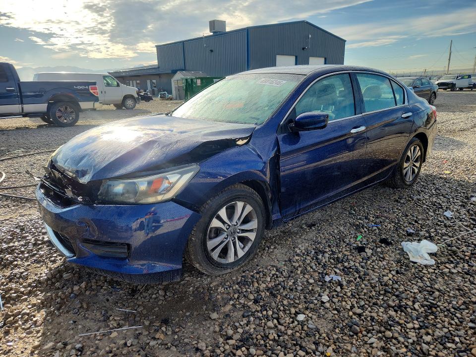 69816246 :رقم المزاد ، 1HGCR2F37FA198256 vin ، 2015 Honda Accord مزاد بيع