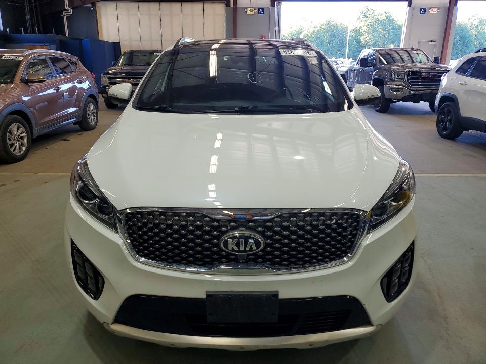 2017 Kia Sorento მანქანა იყიდება აუქციონზე, vin: 5XYPKDA59HG246111, აუქციონის ნომერი: 68613506