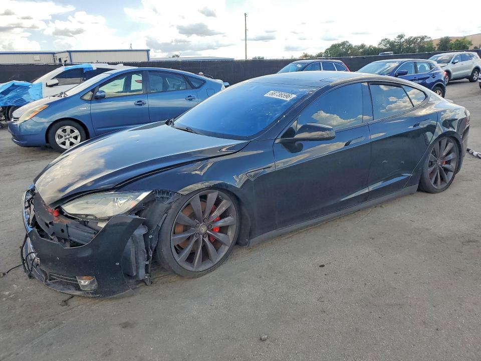 Auction sale of the 2014 Tesla Model S, vin: 5YJSA1H29EFP67789, lot number: 68736596