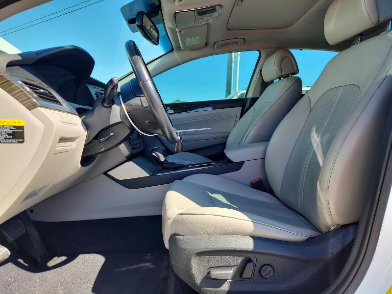 Продажа на аукционе авто 2017 Hyundai Sonata, vin: 5NPE34AF9HH568317, номер лота: 70880696