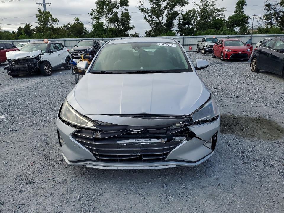 70475736 :رقم المزاد ، KMHD84LFXKU837377 vin ، 2019 Hyundai Elantra مزاد بيع