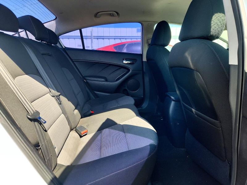 70137256 :رقم المزاد ، KNAFX4A87E5053044 vin ، 2014 Kia Forte مزاد بيع