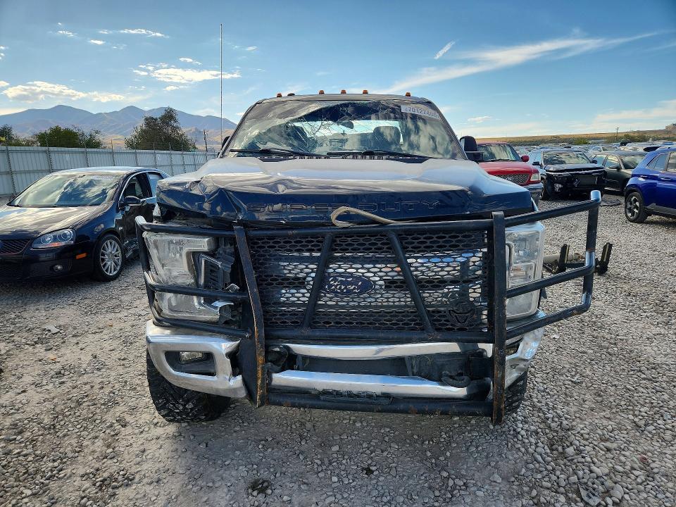 Продаж на аукціоні авто 2018 Ford F350, vin: 1FT8X3DTXJEB13964, номер лоту: 70127406