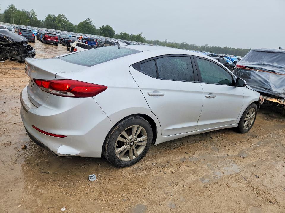 68717846 :رقم المزاد ، KMHD84LF3HU102894 vin ، 2017 Hyundai Elantra مزاد بيع