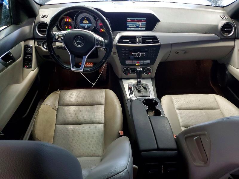 Продажа на аукционе авто 2014 Mercedes-benz C, vin: WDDGF4HB5EG253569, номер лота: 68523326