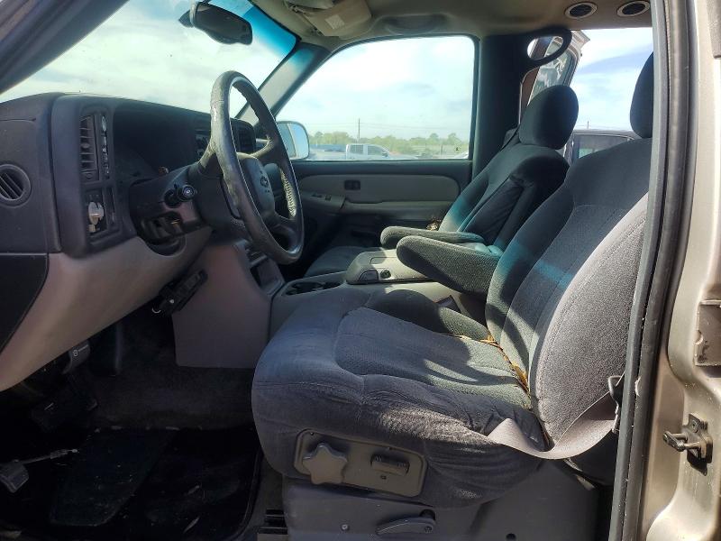 70494746 :رقم المزاد ، 3GNFK16T9YG123452 vin ، 2000 Chevrolet Suburban مزاد بيع