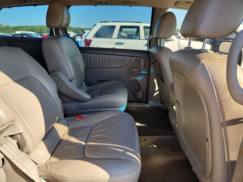 67725526 :رقم المزاد ، 5TDBK22C09S023858 vin ، 2009 Toyota Sienna مزاد بيع