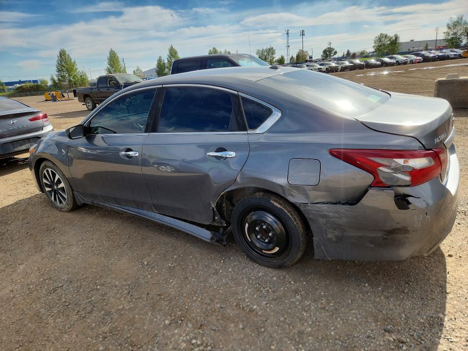 2018 Nissan Altima მანქანა იყიდება აუქციონზე, vin: 1N4AL3AP5JC220961, აუქციონის ნომერი: 68677366