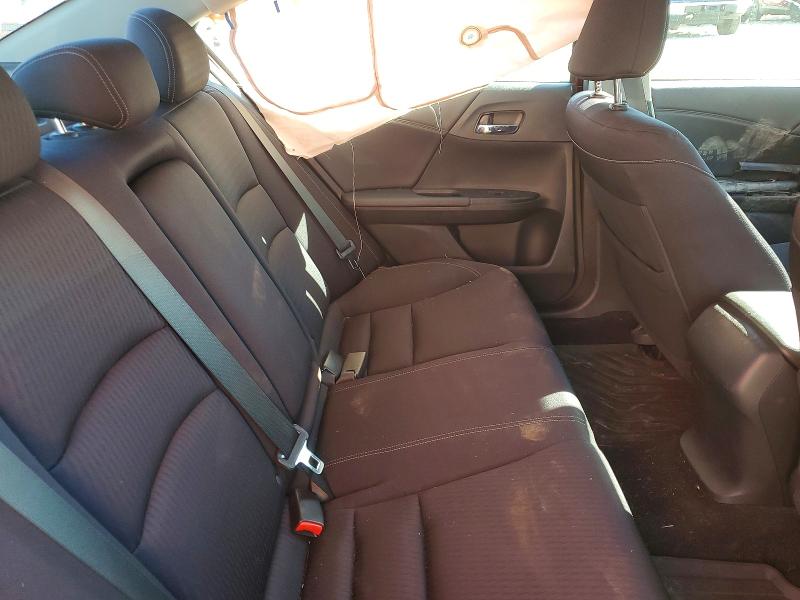 70683836 :رقم المزاد ، 1HGCR2F51FA164542 vin ، 2015 Honda Accord مزاد بيع