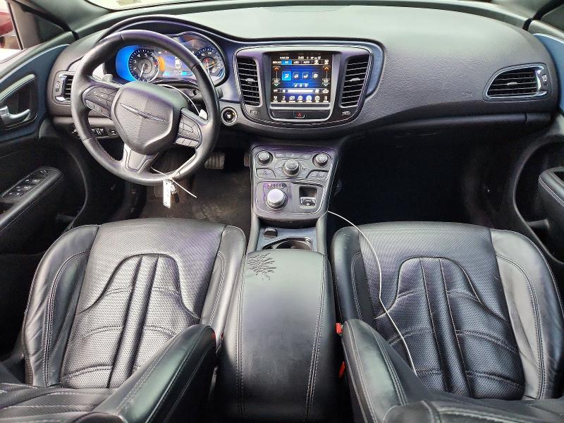 68769396 :رقم المزاد ، 1C3CCCDG9FN673902 vin ، 2015 Chrysler 200 مزاد بيع