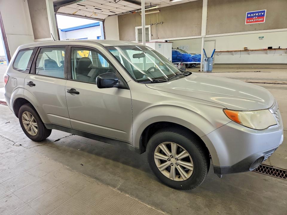 2013 Subaru Forester მანქანა იყიდება აუქციონზე, vin: JF2SHBAC2DH446505, აუქციონის ნომერი: 70462736