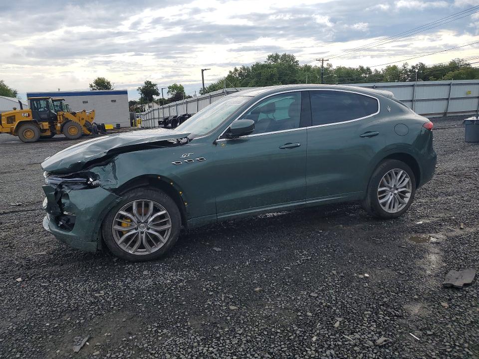 Продажа на аукционе авто 2022 Maserati Levante, vin: ZN661XUA6NX393504, номер лота: 67305856
