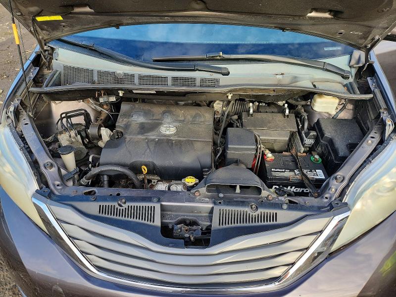 2012 Toyota Sienna მანქანა იყიდება აუქციონზე, vin: 5TDYK3DC8CS268119, აუქციონის ნომერი: 69593756