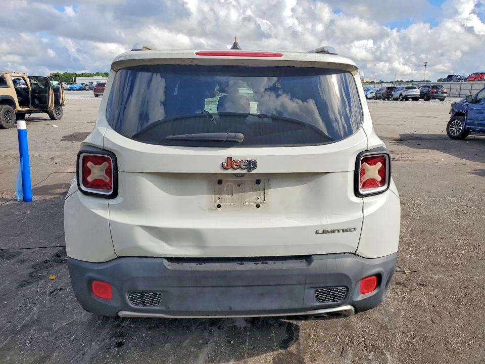66071896 :رقم المزاد ، ZACCJADT5FPB18035 vin ، 2015 Jeep Renegade مزاد بيع