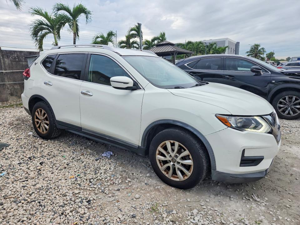 Продажа на аукционе авто 2018 Nissan Rogue, vin: KNMAT2MT0JP584503, номер лота: 70968056