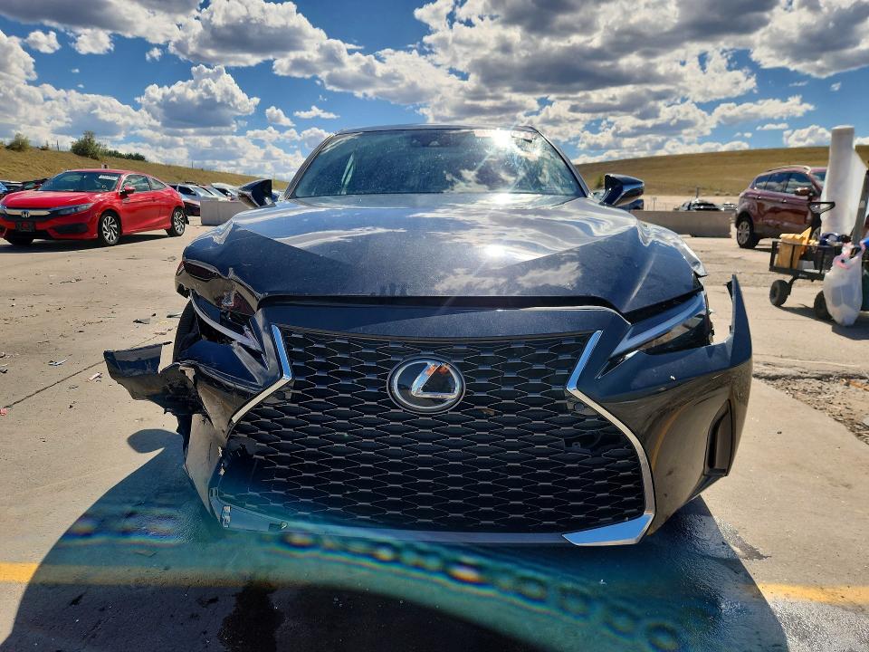 Продаж на аукціоні авто 2022 Lexus Is, vin: JTHD81F26N5048491, номер лоту: 67698916