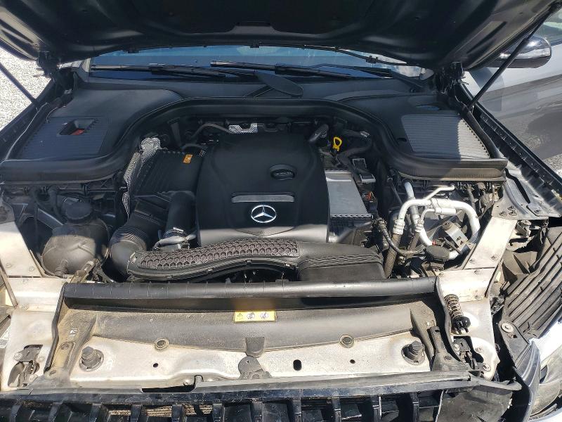 67733776 :رقم المزاد ، WDC0G4JB0HF252403 vin ، 2017 Mercedes-benz Glc مزاد بيع