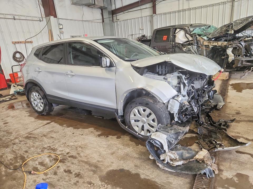 67513516 :رقم المزاد ، JN1BJ1CV7LW275601 vin ، 2020 Nissan Rogue Sport مزاد بيع