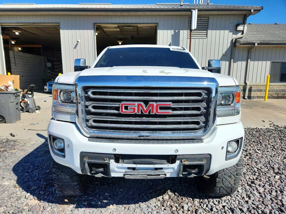 2015 Gmc Sierra მანქანა იყიდება აუქციონზე, vin: 1GT12ZE88FF105652, აუქციონის ნომერი: 70782836