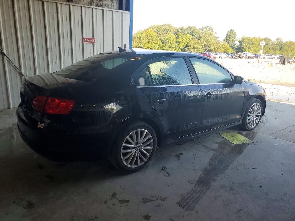 68219806 :رقم المزاد ، 3VWD17AJ7EM431080 vin ، 2014 Volkswagen Jetta مزاد بيع