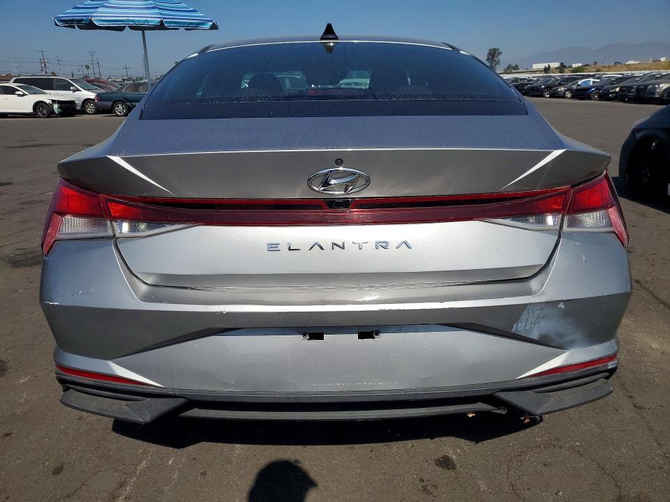 Продажа на аукционе авто 2021 Hyundai Elantra, vin: 5NPLM4AG2MH030050, номер лота: 70529446