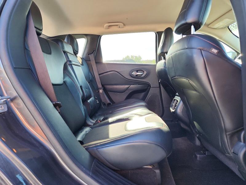 Продажа на аукционе авто 2015 Jeep Cherokee, vin: 1C4PJMBSXFW698818, номер лота: 68896816