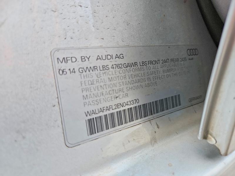 Продажа на аукционе авто 2014 Audi A4, vin: WAUAFAFL2EN043370, номер лота: 69730176