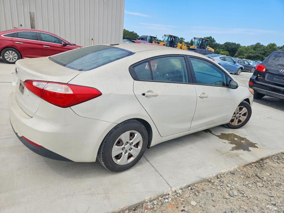 69844686 :رقم المزاد ، KNAFK4A61F5379534 vin ، 2015 Kia Forte مزاد بيع
