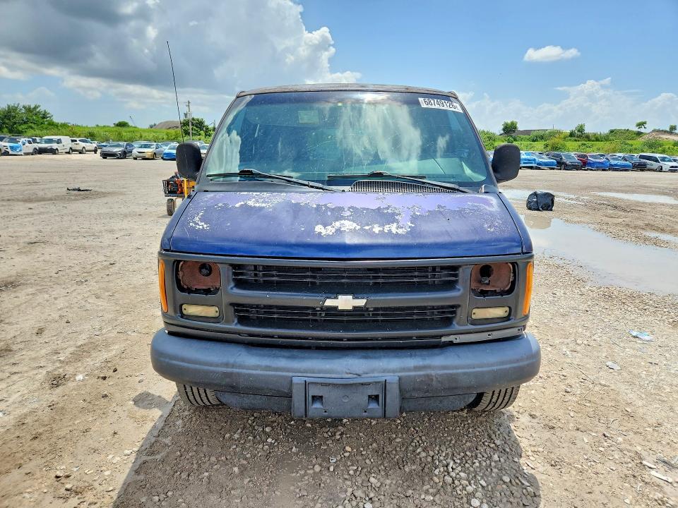 Aukcja sprzedaży 2002 Chevrolet Express G3500, vin: 1GAHG39RX21205820, numer aukcji: 68749126