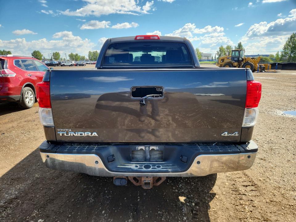 Продажа на аукционе авто 2011 Toyota Tundra, vin: 5TFHY5F11BX198798, номер лота: 68257376