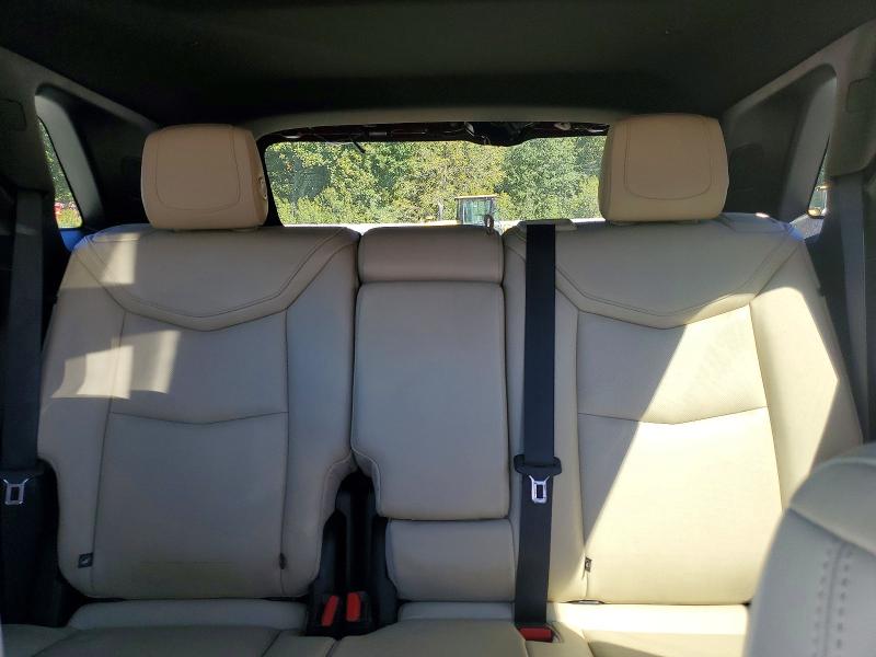 69769366 :رقم المزاد ، 1GYKNDRS2JZ242933 vin ، 2018 Cadillac Xt5 مزاد بيع