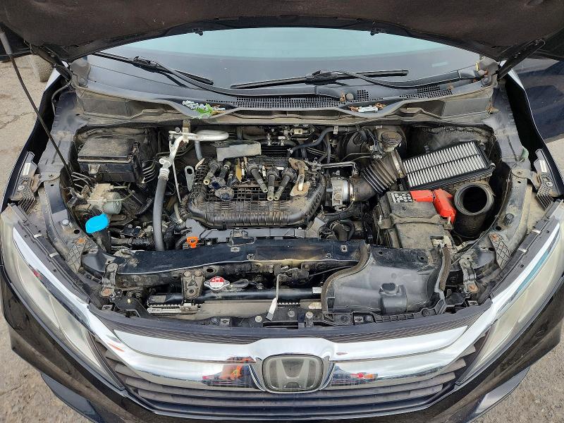 70745516 :رقم المزاد ، 5FNRL6H5XJB033334 vin ، 2018 Honda Odyssey مزاد بيع